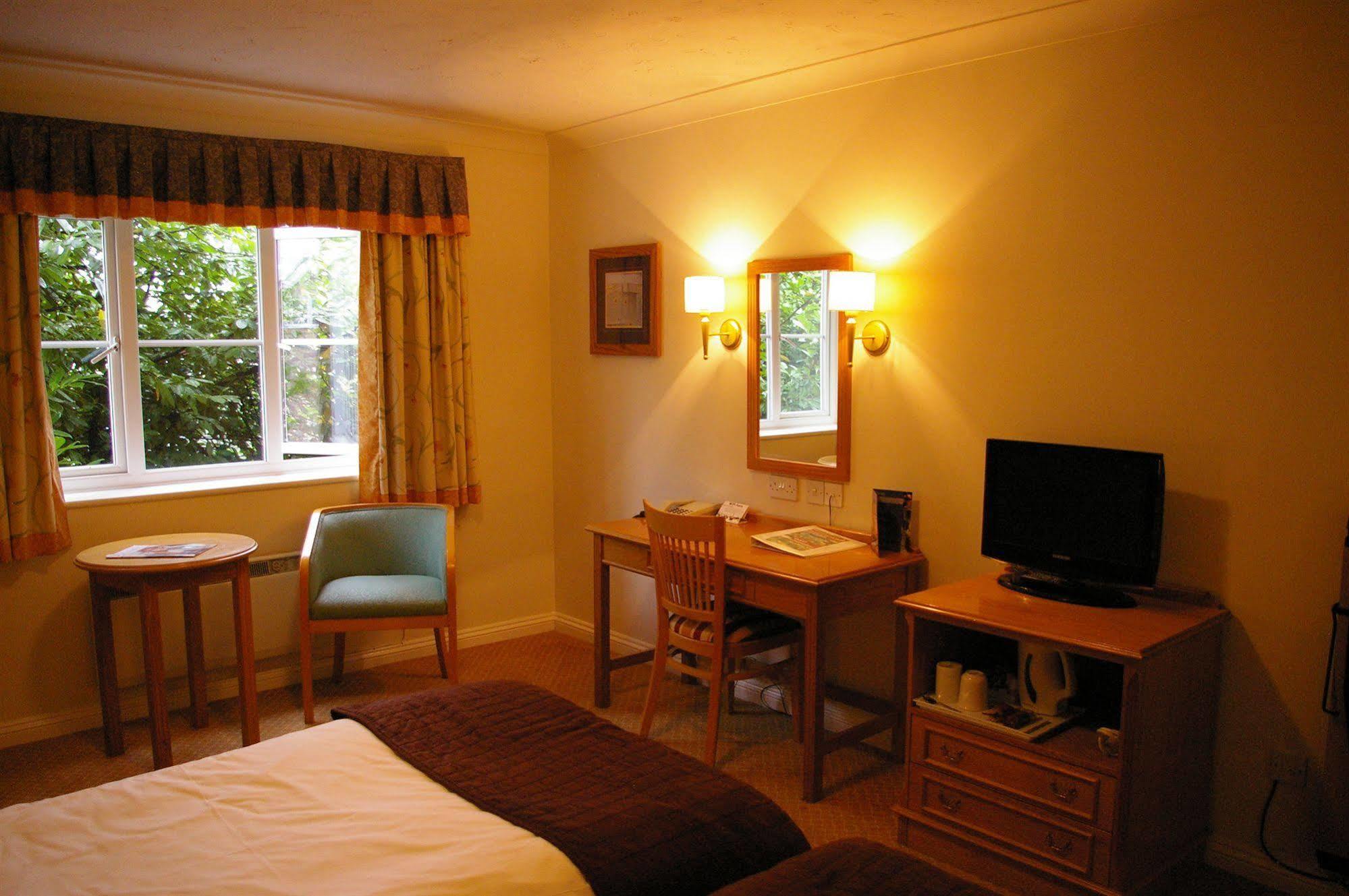 The Georgian, Haslemere, Surrey Zewnętrze zdjęcie